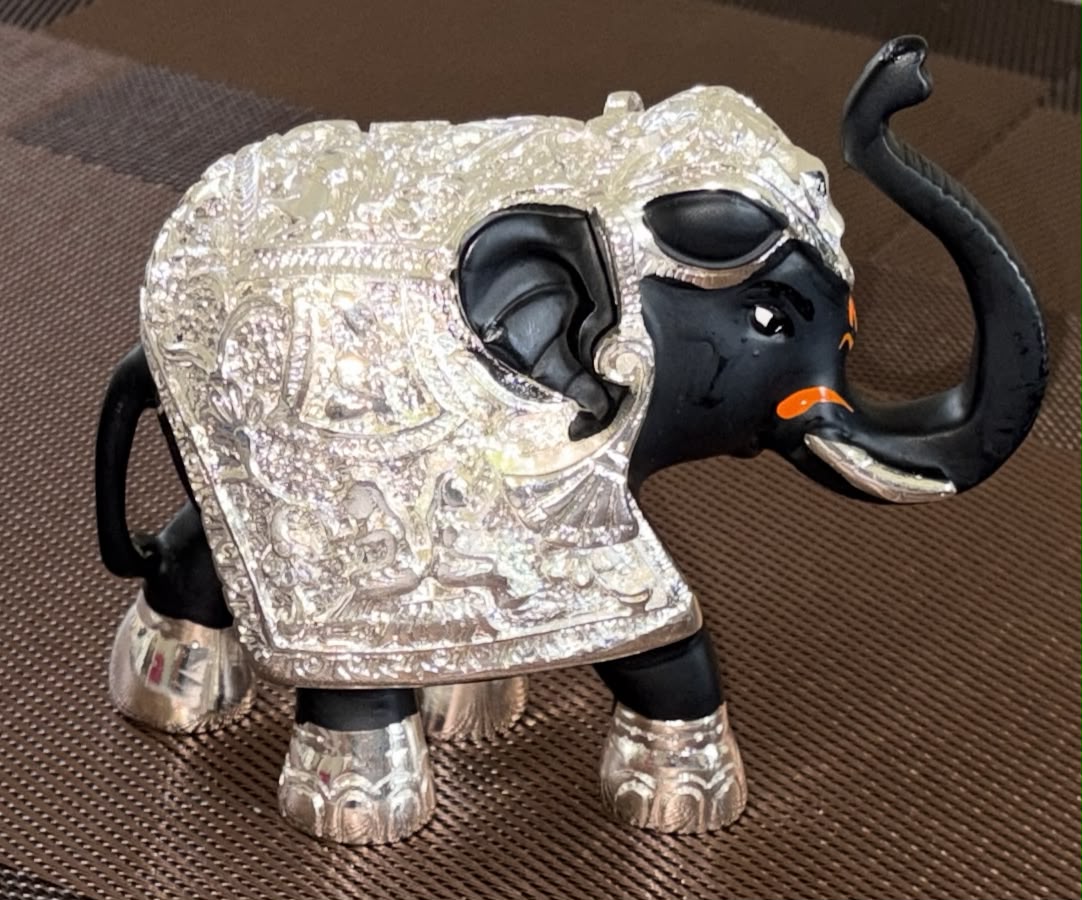 Elephant Pair Figurine — corporate gift by Veloura Gifting