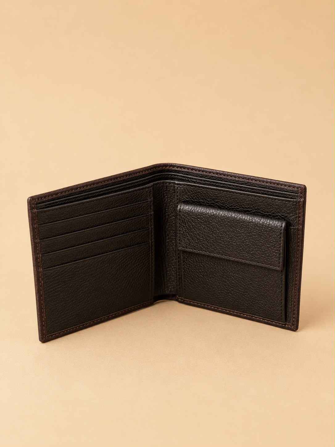 Men’s brown leather wallet