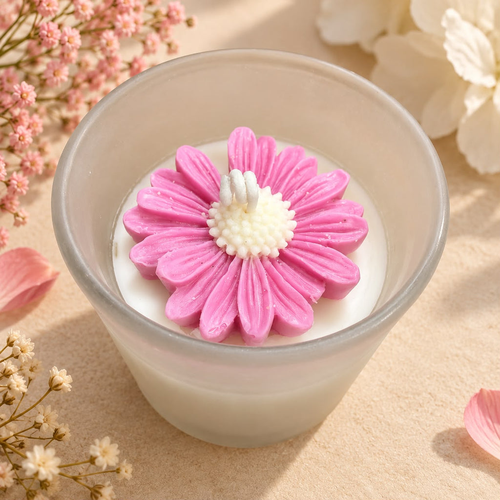 Daisy candle | Veloura Gifting