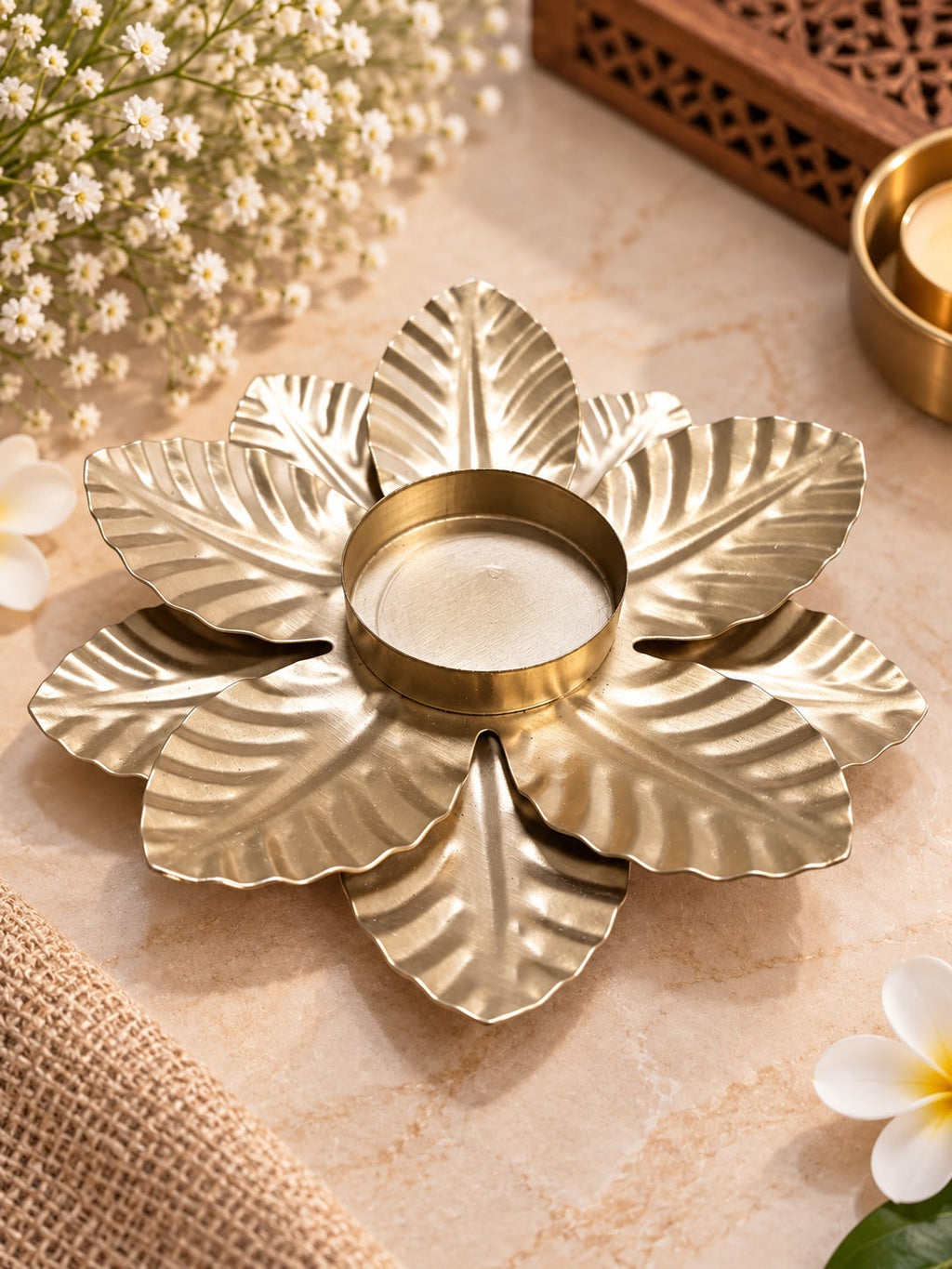 Golden flower candle holder | Veloura Gifting